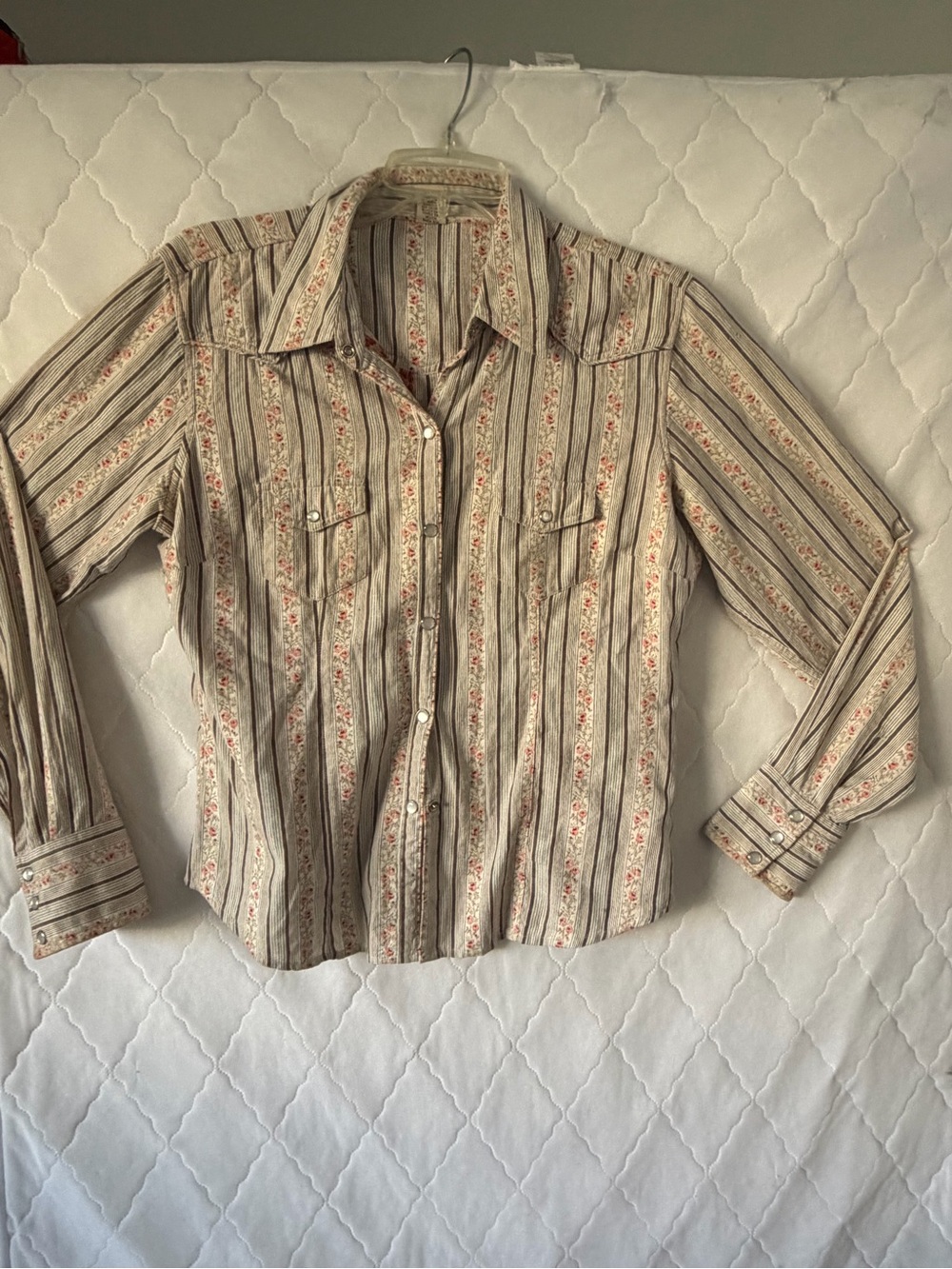 Johnny Cotton Women’s cream and coral Striped Button-Down western shirt